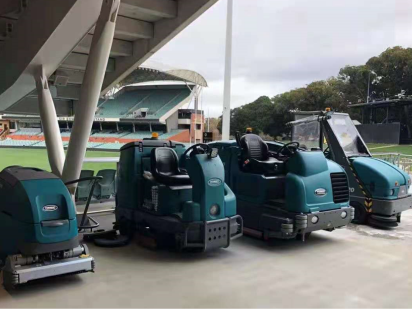 工廠洗地機(jī)應(yīng)該怎樣選擇？