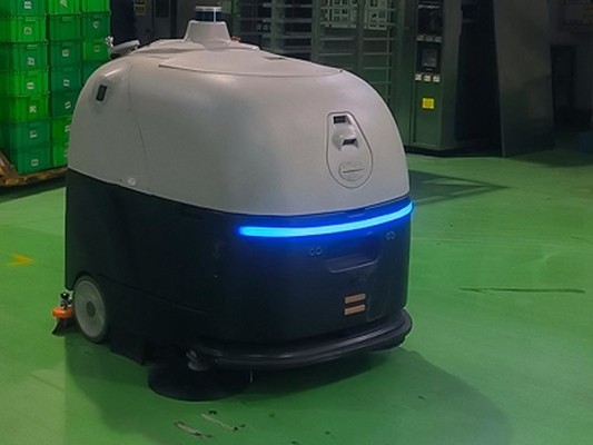 電子廠(chǎng)清潔大救星：坦力無(wú)人清潔洗地機(jī)