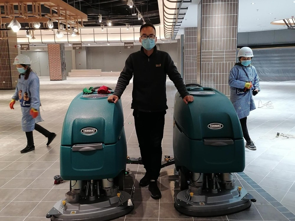 商業(yè)洗地機(jī)哪個(gè)牌子好？