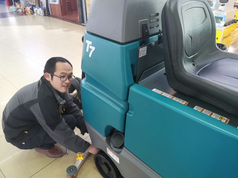 洗地機(jī)售后服務(wù)好，才值得購(gòu)買(mǎi)