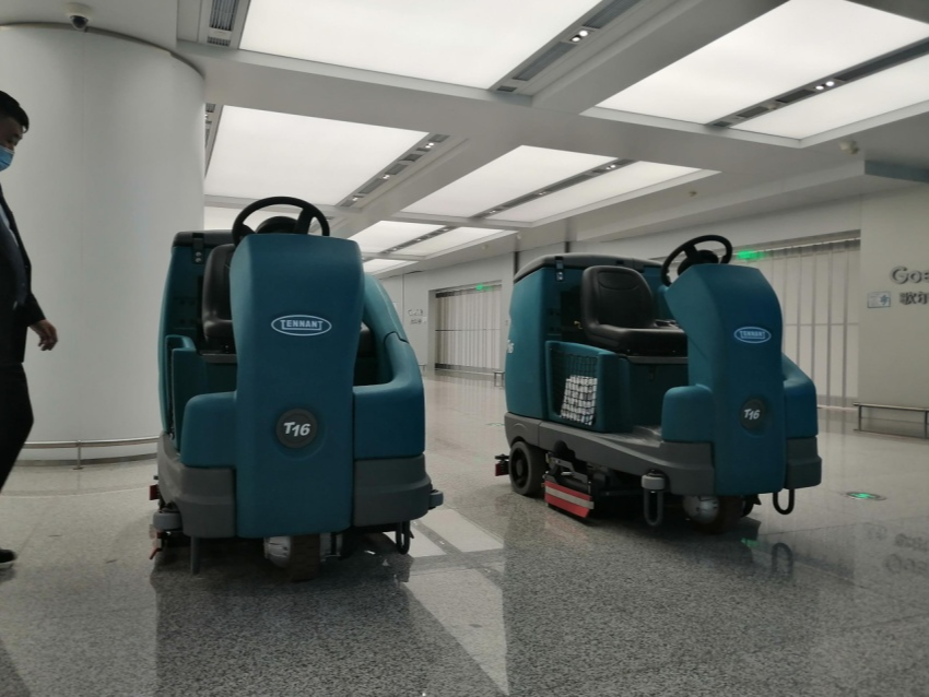 洗地機(jī)是租還是買(mǎi)？看完你就知道