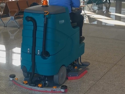 坦力洗地機(jī)：工業(yè)清潔界的 “長壽星”，售后還超貼心！