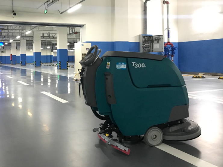 商業(yè)寫字樓為何使用洗地機？