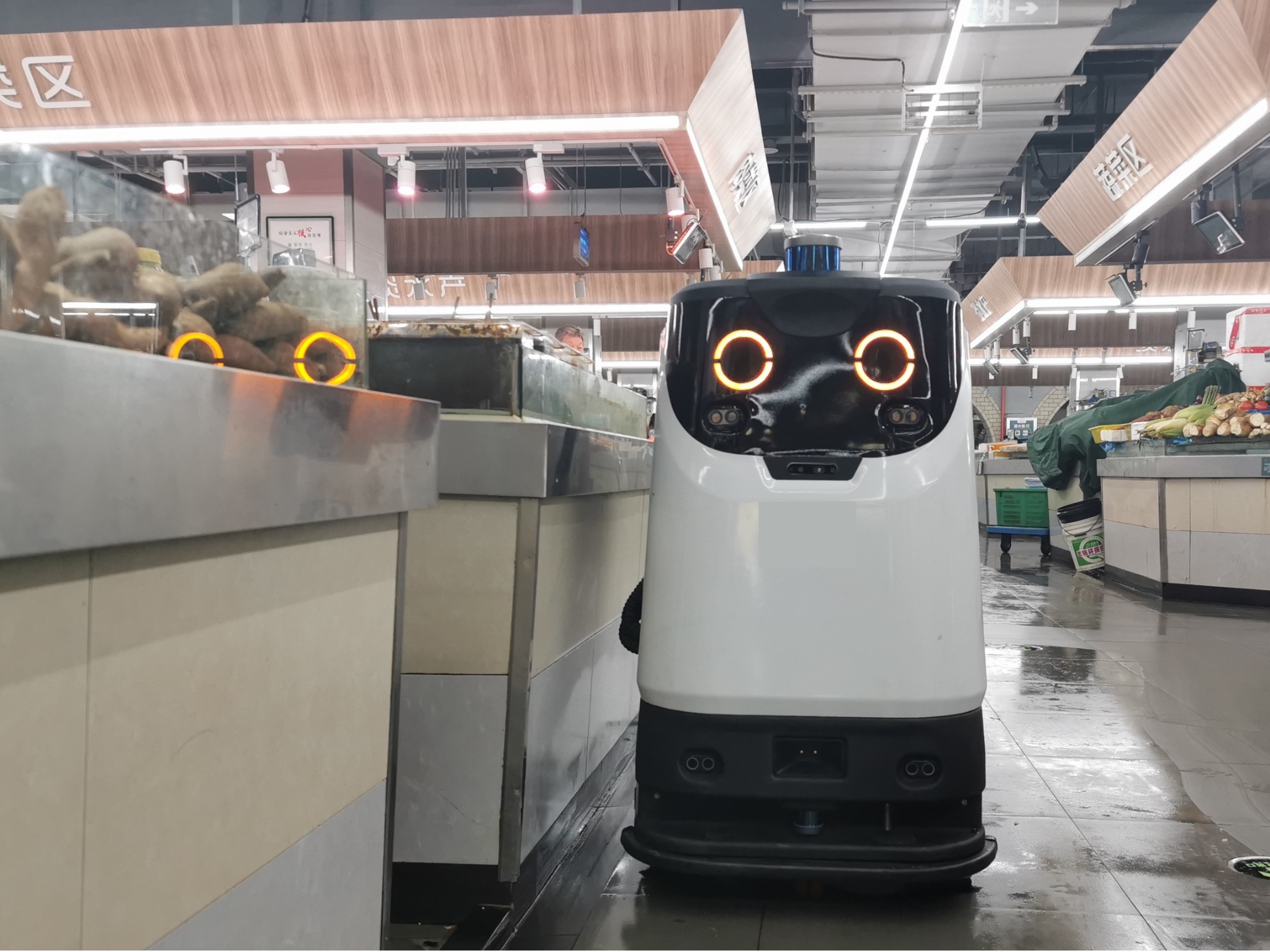 山姆山東拓局：地面清潔成運營關鍵，坦力洗地機攜 “硬實力” 護航